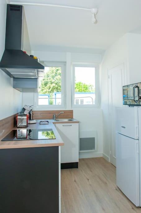 Appartement Proche Gare Routiere Fougeres Exterior photo
